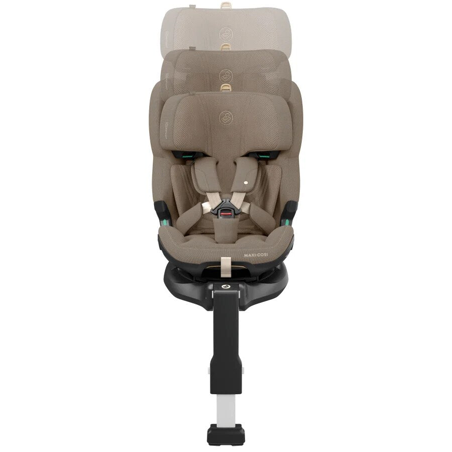 Maxi-Cosi Emerald 360 Pro car seat seen from the front with its support leg